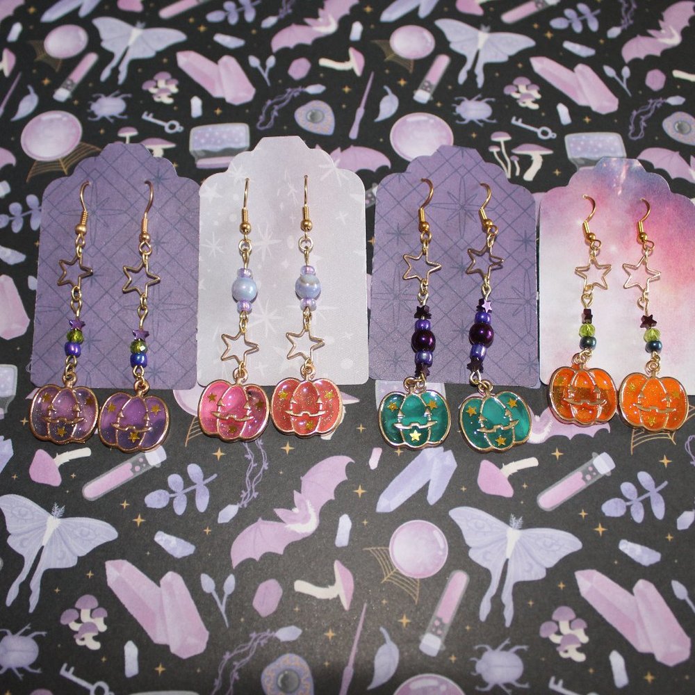 CUTE PUMPKIN JACK-O-LANTERN CHARM EARRINGS